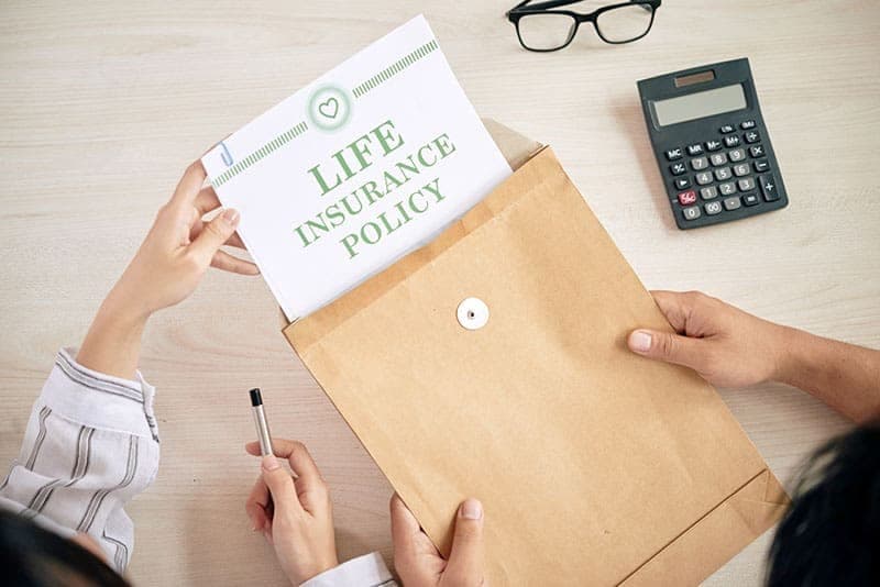 Giá trị hoàn lại hợp đồng bảo hiểm