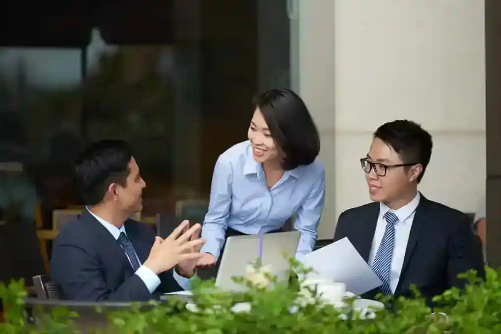 Hỗ trợ đóng phí